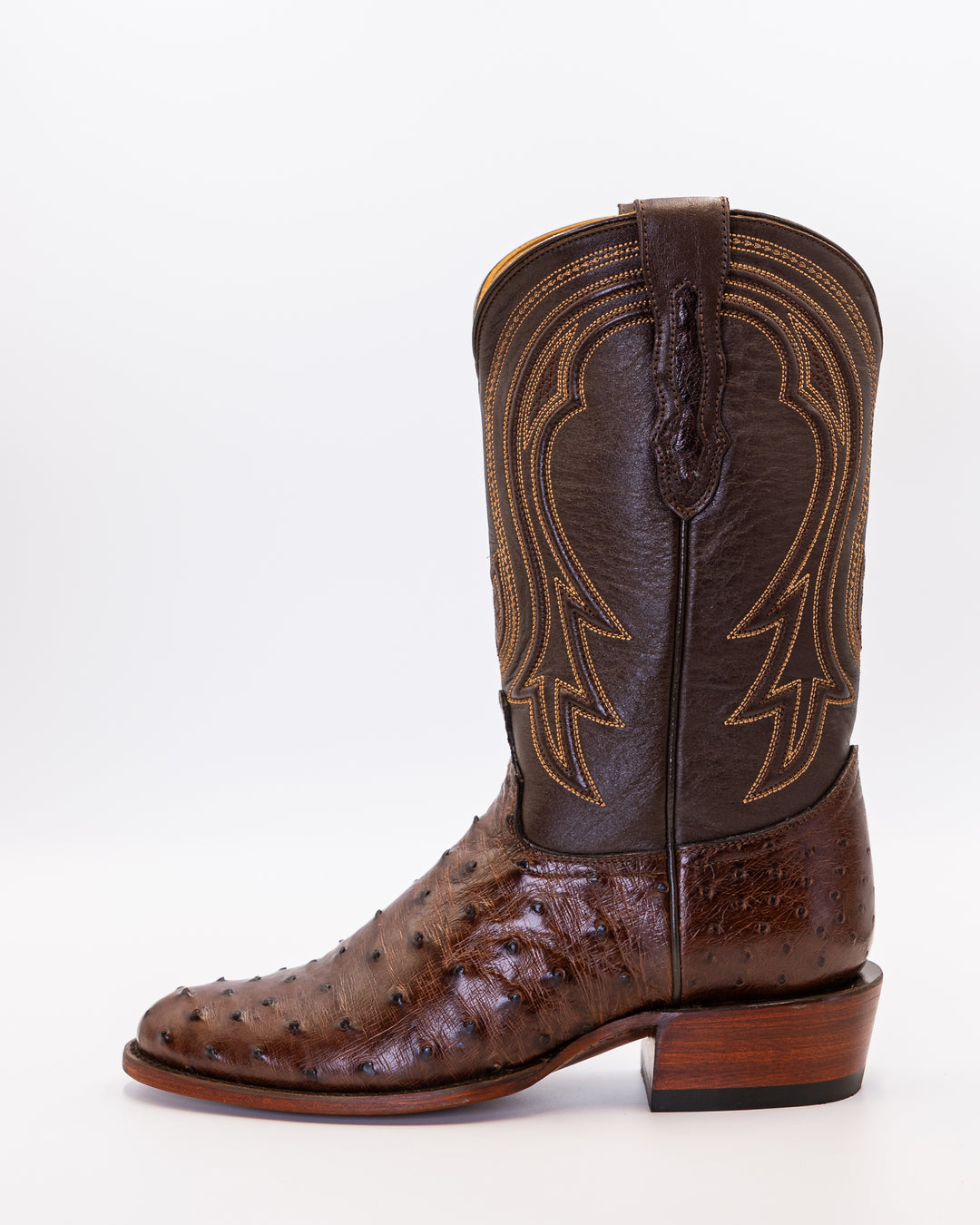 Cowboy, Boots, Western, Lucchese, Ariat, TonyLama, AndersonBean, Justin, Tecovas, Nocona, BlackJack, Stallion, Handmade, Exotic, Ostrich, Alligator, Python, Shark, SquareToe, CutterToe, RoundToe, SnipToe, Roper, Buckaroo, Ranch, Rodeo, Classic, Vintage, Leather, Premium, HandmadeBoots, WorkBoots, Durable, Genuine, Suede, Caiman, Lizard, Crocodile, FullQuill, RanchWear, Traditional, Heritage, Rustic, TexasStyle, MensBoots