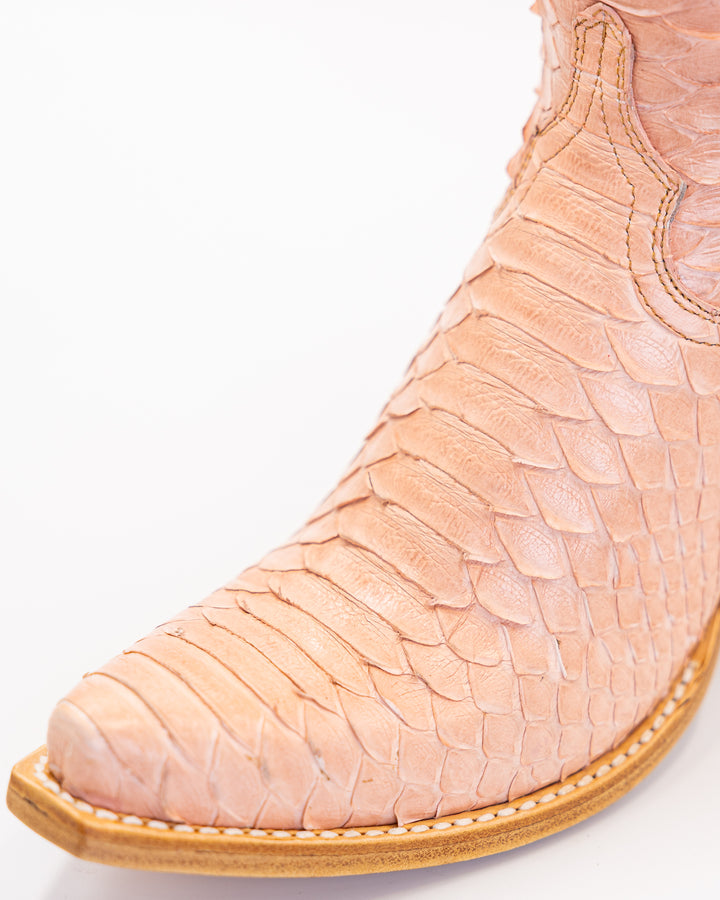 Alice Blush Python
