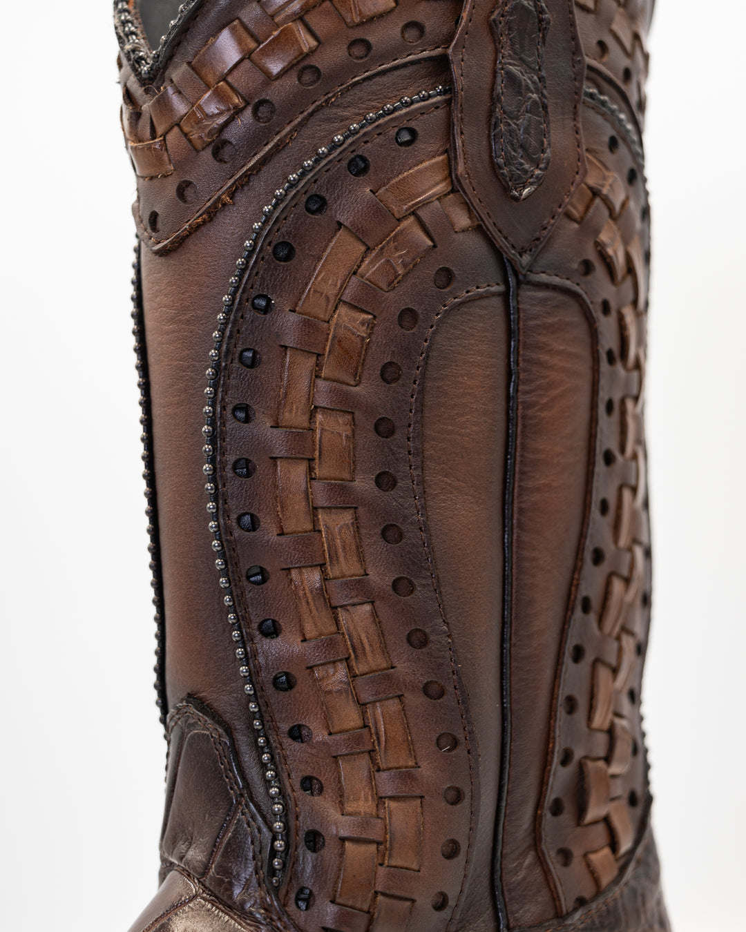 Men’s Caiman belly boots, full quill leather, exotic skin footwear, western-style boots, genuine hide craftsmanship, handmade cowboy boots, premium leather design, smooth finish ostrich, rustic men’s footwear, luxury Western fashion, traditional bootmaking, custom leather boots, durable ranch boots, authentic exotic leather, and high-quality Western wear Western wear, Cowboy boots, Cowgirl boots, Western boots, Leather cowboy boots, Handmade cowboy boots, Western clothing, Country apparel, Rodeo gear, Ariat