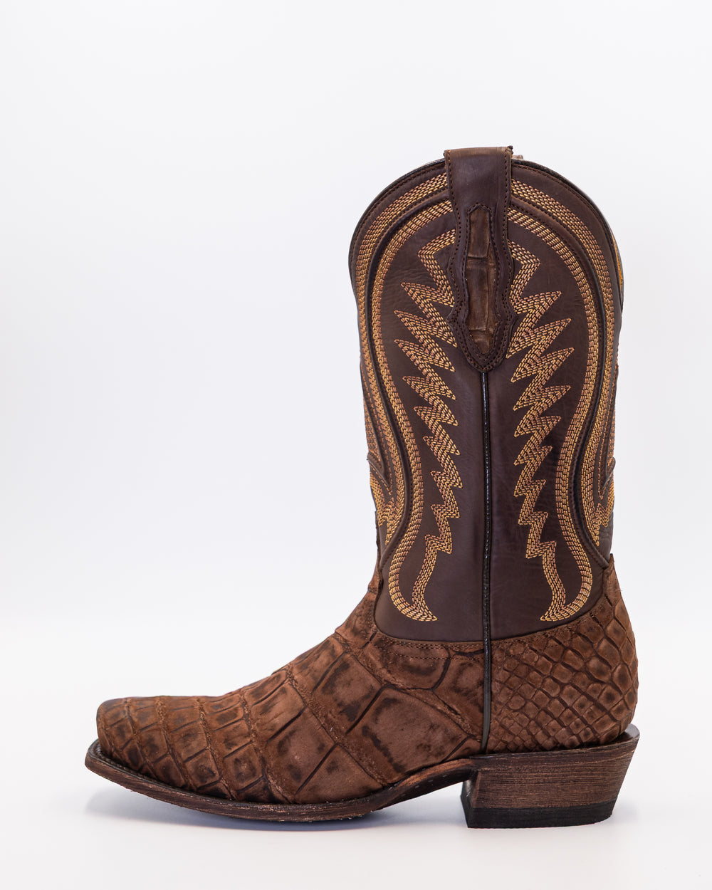 Cowboy, Boots, Western, Lucchese, Ariat, TonyLama, AndersonBean, Justin, Tecovas, Nocona, BlackJack, Stallion, Handmade, Exotic, Ostrich, Alligator, Python, Shark, SquareToe, CutterToe, RoundToe, SnipToe, Roper, Buckaroo, Ranch, Rodeo, Classic, Vintage, Leather, Premium, HandmadeBoots, WorkBoots, Durable, Genuine, Suede, Caiman, Lizard, Crocodile, FullQuill, RanchWear, Traditional, Heritage, Rustic, TexasStyle, MensBoots