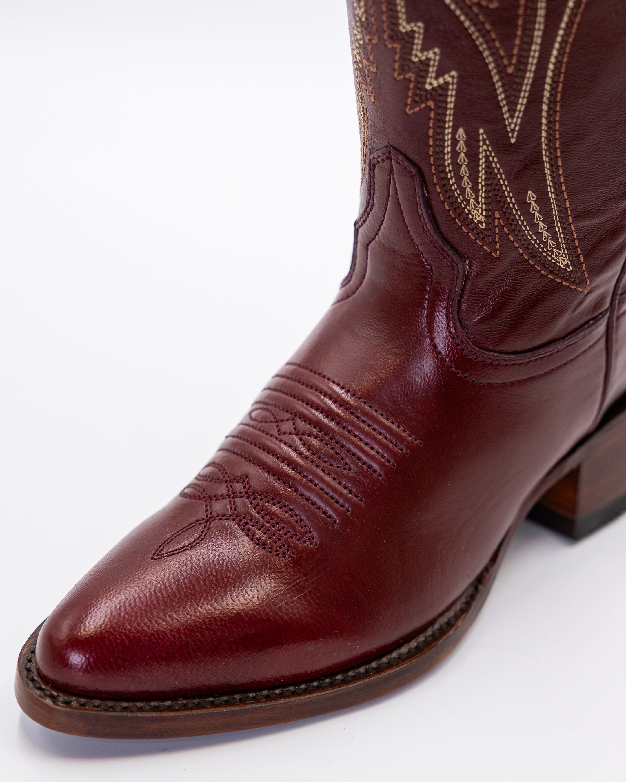 Moet Wine – Texas Country Boots