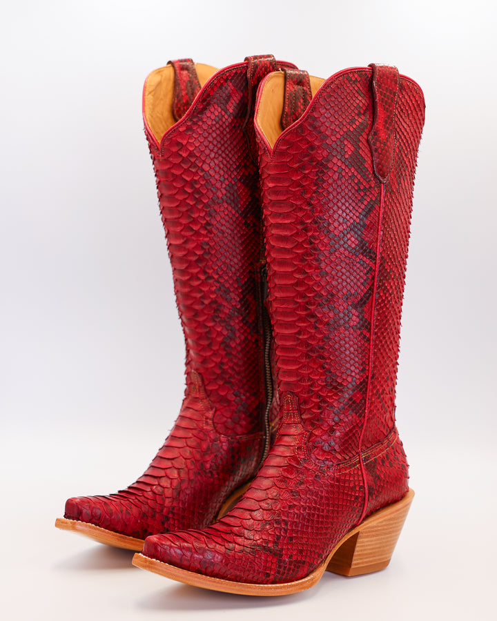Cowgirl, Boots, Western, Lucchese, Ariat, Corral, OldGringo, Lane, LibertyBlack, Durango, MacieBean, DoubleD, Handmade, Exotic, Ostrich, Alligator, Python, Turquoise, SnipToe, Embroidered, SquareToe, Fashion, Vintage, Classic, Rodeo, Fringe, Glitter, Suede, TallBoots, ShortBoots, RanchWear, Stylish, Premium, Genuine, Leather, Lizard, Crocodile, Caiman, FullQuill, Traditional, Rustic, Floral, Inlay, TexasStyle, WomensBoots, Snip Toe 