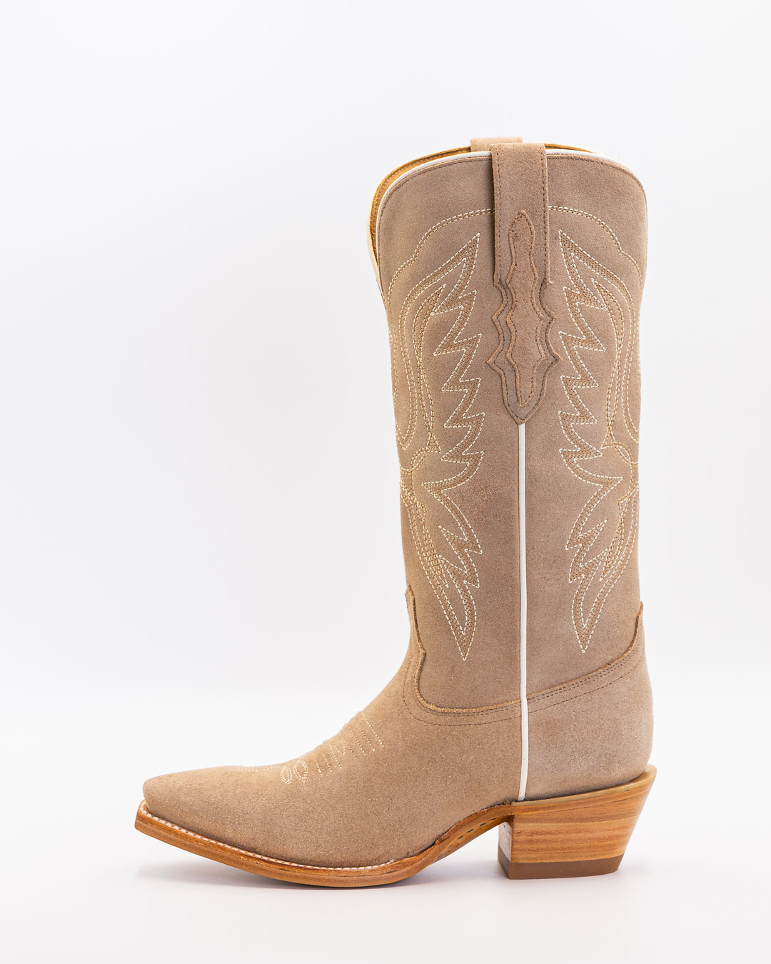 Cowgirl, Boots, Western, Lucchese, Ariat, Corral, OldGringo, Lane, LibertyBlack, Durango, MacieBean, DoubleD, Handmade, Exotic, Ostrich, Alligator, Python, Turquoise, SnipToe, Embroidered, SquareToe, Fashion, Vintage, Classic, Rodeo, Fringe, Glitter, Suede, TallBoots, ShortBoots, RanchWear, Stylish, Premium, Genuine, Leather, Lizard, Crocodile, Caiman, FullQuill, Traditional, Rustic, Floral, Inlay, TexasStyle, WomensBoots