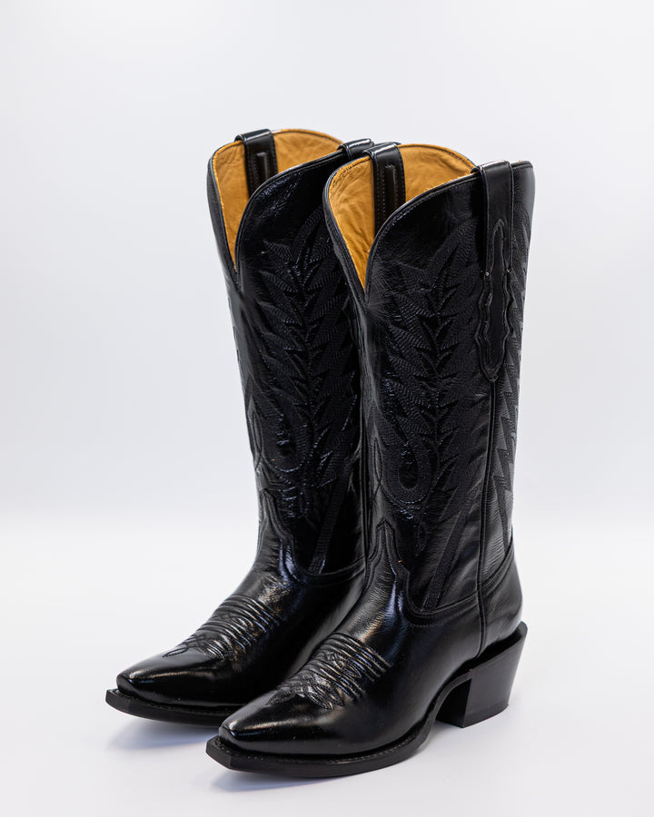 Cowgirl, Boots, Western, Lucchese, Ariat, Corral, OldGringo, Lane, LibertyBlack, Durango, MacieBean, DoubleD, Handmade, Exotic, Ostrich, Alligator, Python, Turquoise, SnipToe, Embroidered, SquareToe, Fashion, Vintage, Classic, Rodeo, Fringe, Glitter, Suede, TallBoots, ShortBoots, RanchWear, Stylish, Premium, Genuine, Leather, Lizard, Crocodile, Caiman, FullQuill, Traditional, Rustic, Floral, Inlay, TexasStyle, WomensBoots, Snip Toe, Boots 