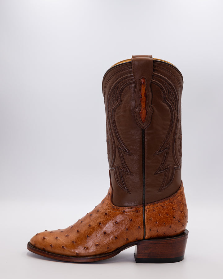 Cowboy, Boots, Western, Lucchese, Ariat, TonyLama, AndersonBean, Justin, Tecovas, Nocona, BlackJack, Stallion, Handmade, Exotic, Ostrich, Alligator, Python, Shark, SquareToe, CutterToe, RoundToe, SnipToe, Roper, Buckaroo, Ranch, Rodeo, Classic, Vintage, Leather, Premium, HandmadeBoots, WorkBoots, Durable, Genuine, Suede, Caiman, Lizard, Crocodile, FullQuill, RanchWear, Traditional, Heritage, Rustic, TexasStyle, MensBoots