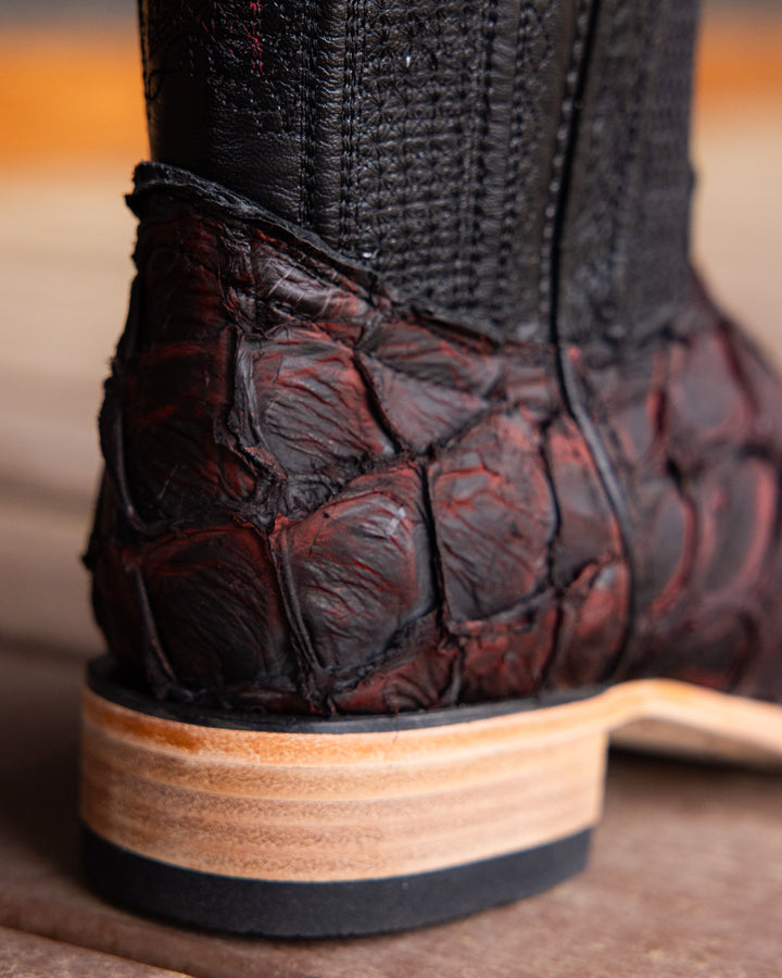 Pirarucu boots Exotic leather boots Fish leather boots Men’s Pirarucu boots Women’s Pirarucu boots Handmade Pirarucu boots Genuine Pirarucu leather boots Cowboy boots Pirarucu Western Pirarucu boots