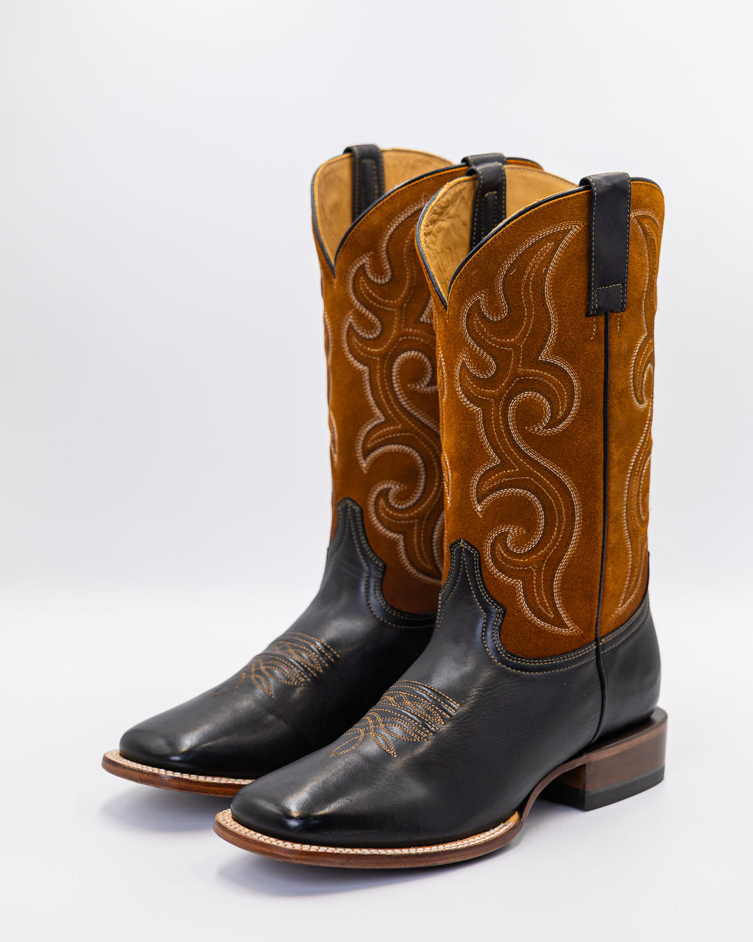 ostrich boots, full quill ostrich boots, caiman boots, stingray boots, alligator boots, American alligator boots, pirarucu boots, python boots, fish skin boots, lizard boots, crocodile boots, calf skin boots, cowhide boots, exotic leather boots, exotic western boots, men’s exotic boots, genuine exotic boots, men’s cowboy boots, western boots, country boots, handmade boots, luxury western boots, premium exotic leather, ranch style boots, Texas style boots, round toe boots, square toe boots, cutter toe boots