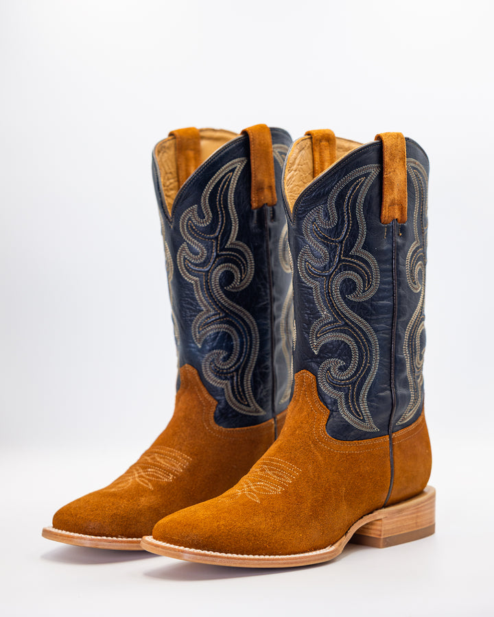 Cowboy, Boots, Western, Lucchese, Ariat, TonyLama, AndersonBean, Justin, Tecovas, Nocona, BlackJack, Stallion, Handmade, Exotic, Ostrich, Alligator, Python, Shark, SquareToe, CutterToe, RoundToe, SnipToe, Roper, Buckaroo, Ranch, Rodeo, Classic, Vintage, Leather, Premium, HandmadeBoots, WorkBoots, Durable, Genuine, Suede, Caiman, Lizard, Crocodile, FullQuill, RanchWear, Traditional, Heritage, Rustic, TexasStyle, MensBoots